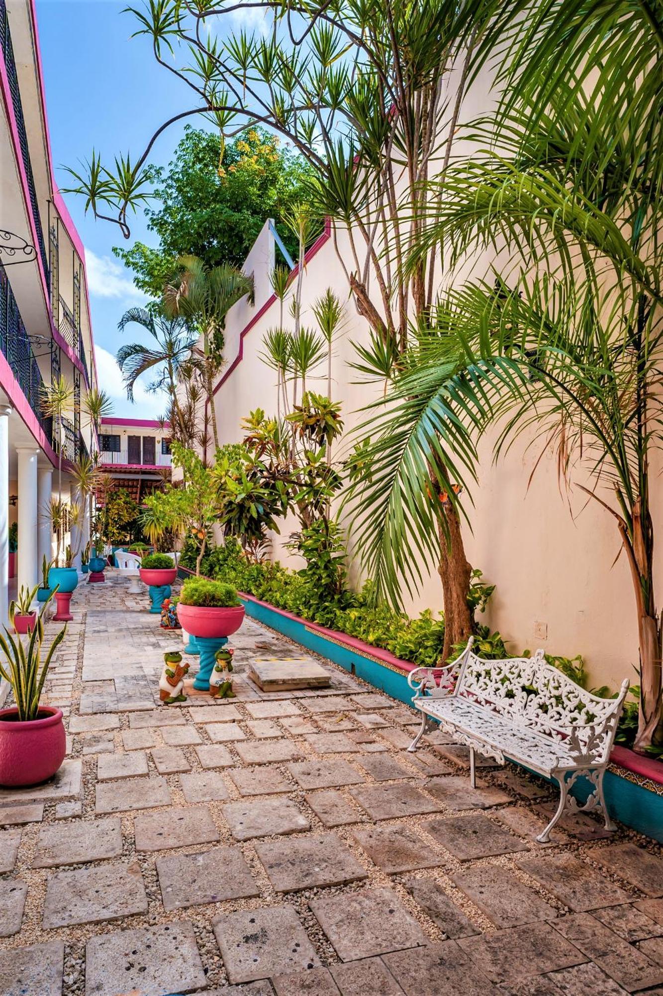 Hotel San Juan Mérida Exteriör bild